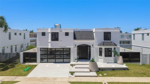 629 Mar De Bering, Dorado, PR, 00646 | Card Image