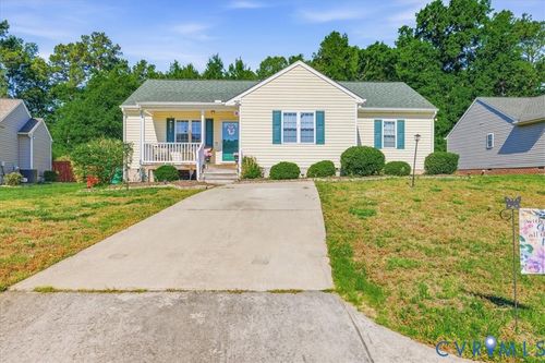 1720 West Ln, Petersburg, VA, 23803-5312 | Card Image