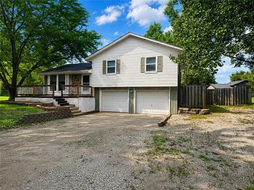 112 Sharon Ln, Garden City, MO, 64747-9200 | Card Image
