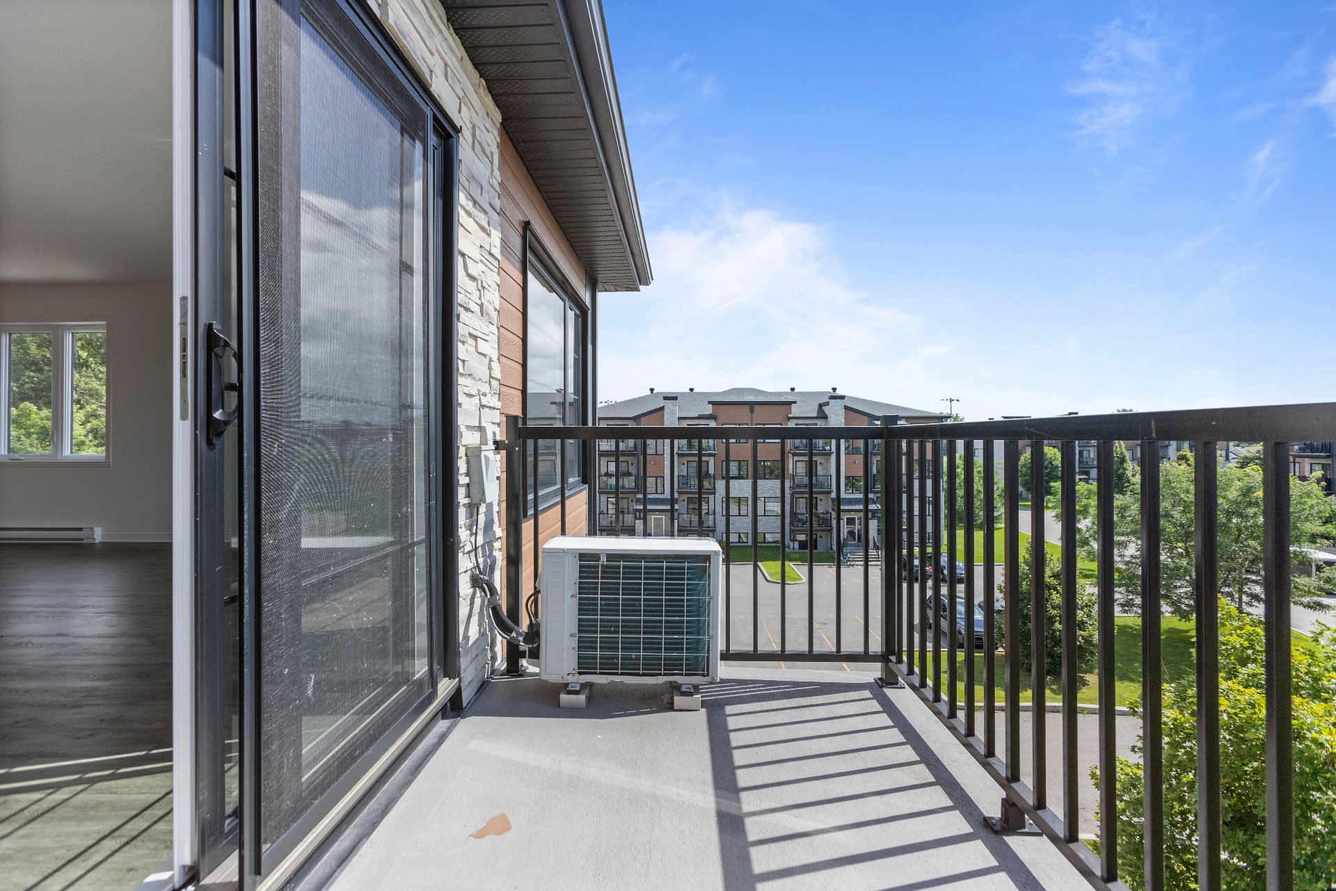 Residential Lease in Vaudreuil-Dorion 5