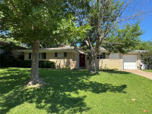 4756 S Ridge Ter, Fort Worth, TX, 76133-1313 | Card Image