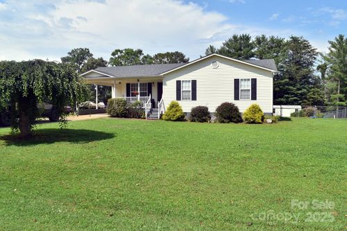 4716 Mccall Town Rd, Granite Falls, NC, 28630-8922 | Card Image