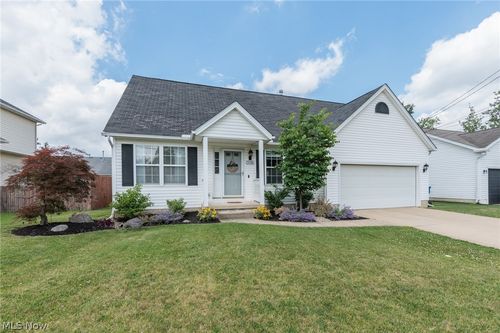 35268 Wood St, North Ridgeville, OH, 44039-4604 | Card Image