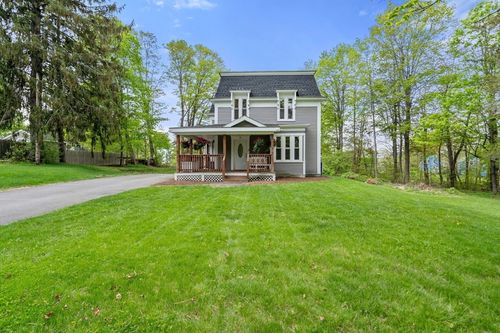 23 Schoolhouse Rd, Templeton, MA, 01468-1600 | Card Image