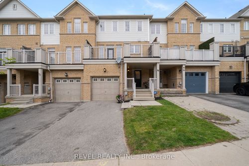 81 Barkdale Way, Whitby, ON, L1N0G1 | Card Image