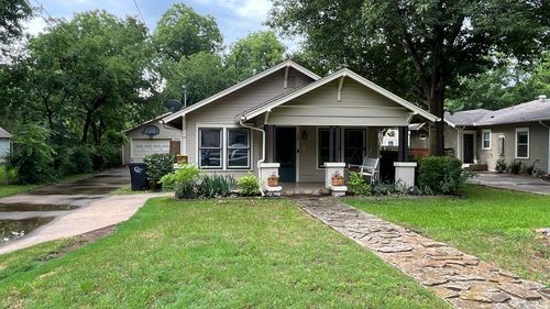 703 Featherston St, Cleburne, TX, 76033-4755 | Card Image
