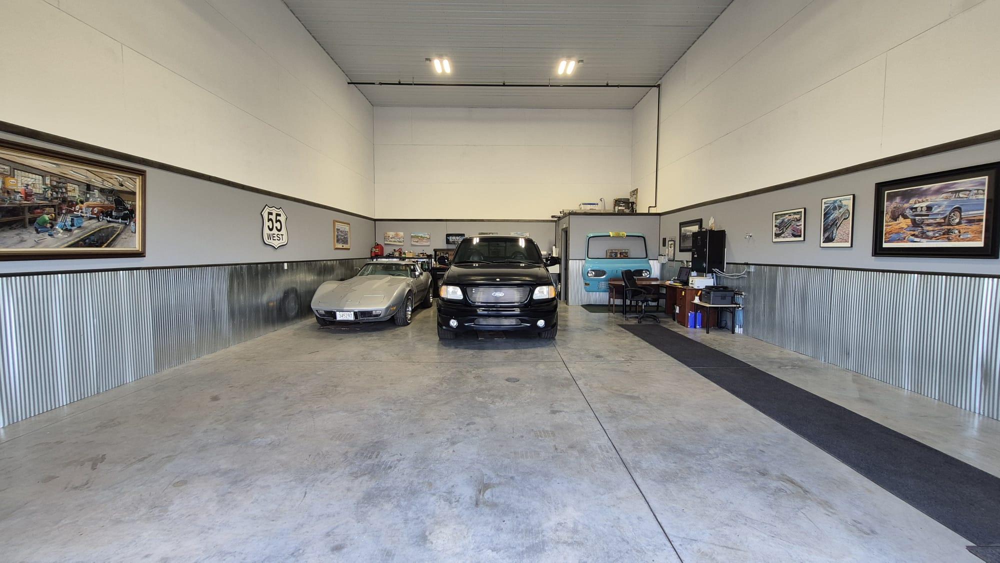 Commercial Sale in Delano 2