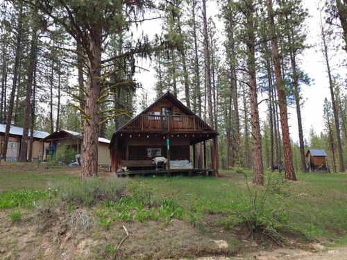 330 Gibbs Cir, Placerville, ID, 83666-4028 | Card Image