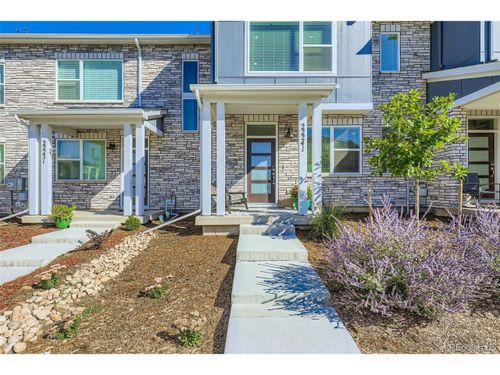 22241 E 7th Pl, Aurora, CO, 80018-4751 | Card Image
