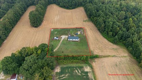 14093 Davis Ln, Branchville, VA, 23828-2302 | Card Image