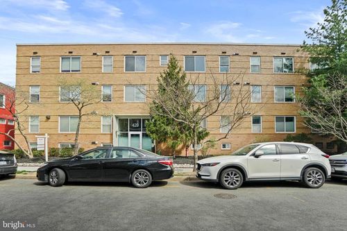 apt-103-420 16th St Se, WASHINGTON, DC, 20003-2427 | Card Image