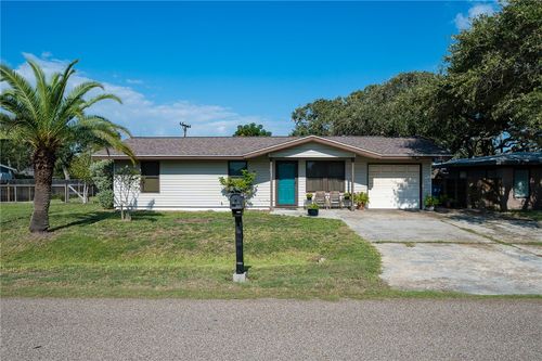 1711 Picton Ln, Rockport, TX, 78382-3435 | Card Image