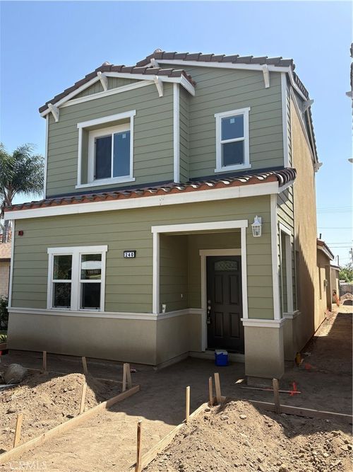 240 W N St, Colton, CA, 92324-3459 | Card Image