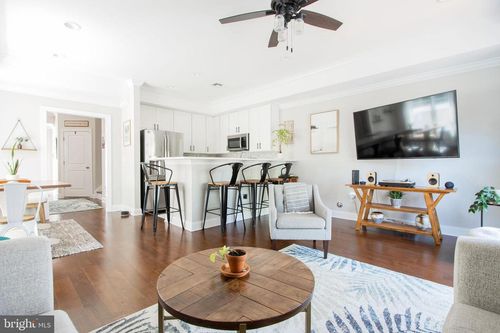 20 Waverly Street, Keyport, NJ, 07735 | Card Image