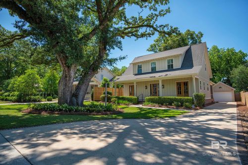 166 White Avenue, Fairhope, AL, 36532-2104 | Card Image