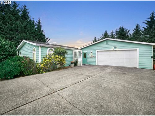 6250 Ne Evergreen Ln, Newport, OR, 97365-1261 | Card Image
