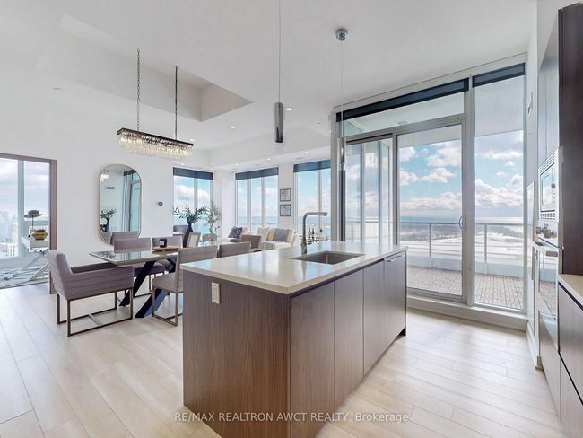 PH02 - 17 Bathurst St, Condo with 3 bedrooms, 3 bathrooms and null parking in Toronto ON | Image 12