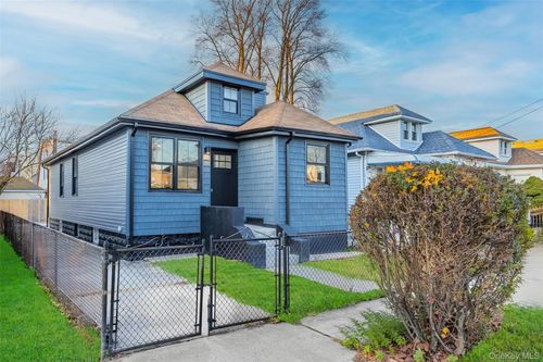 16843 118th Rd, Jamaica, NY, 11434-2241 | Card Image