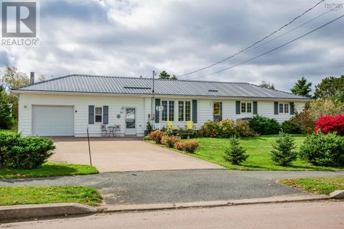 56 Blair Ave, Tatamagouche, NS, B0K1V0 | Card Image