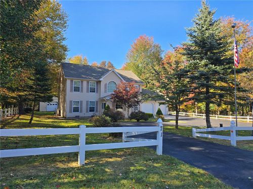 71 Meckesville Rd, Albrightsville, PA, 18210-3639 | Card Image