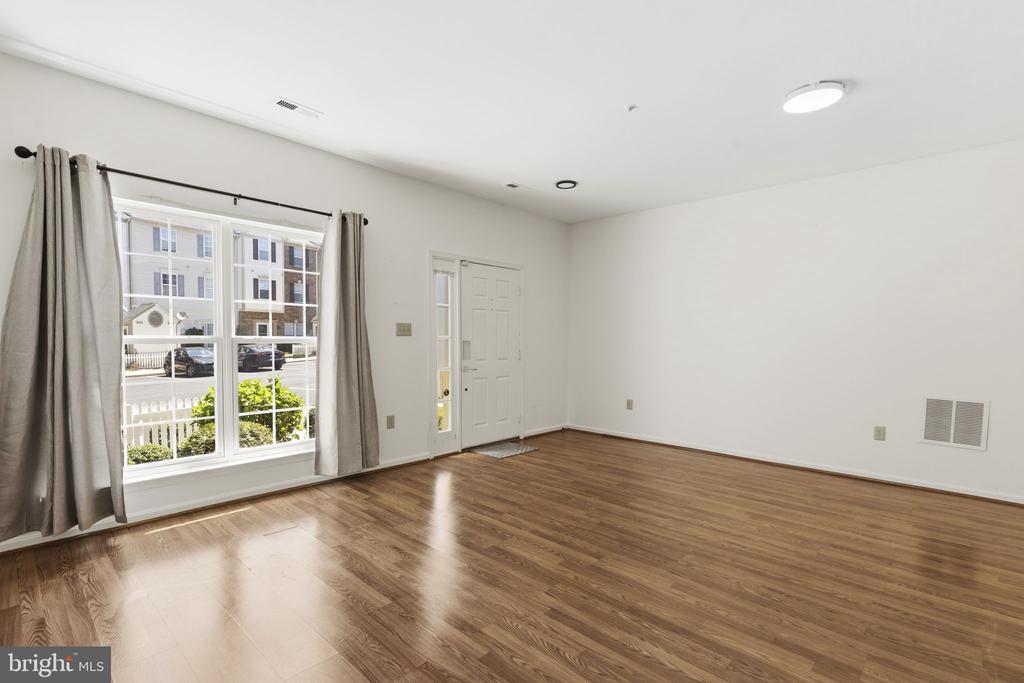 Residential in ODENTON 5