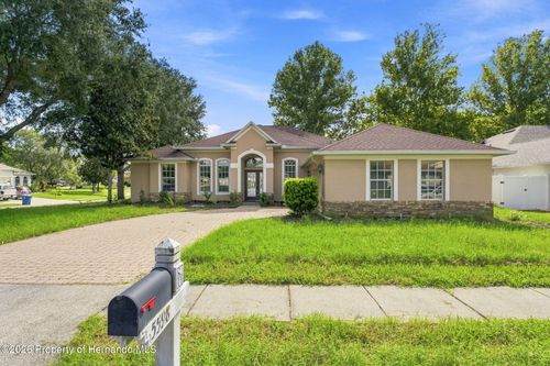 5598 Thorngrove Way, Spring Hill, FL, 34609-0456 | Card Image