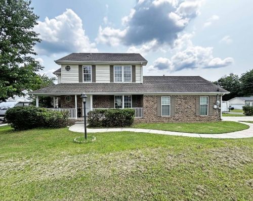 305 Wildwood Dr, Smyrna, TN, 37167-4297 | Card Image