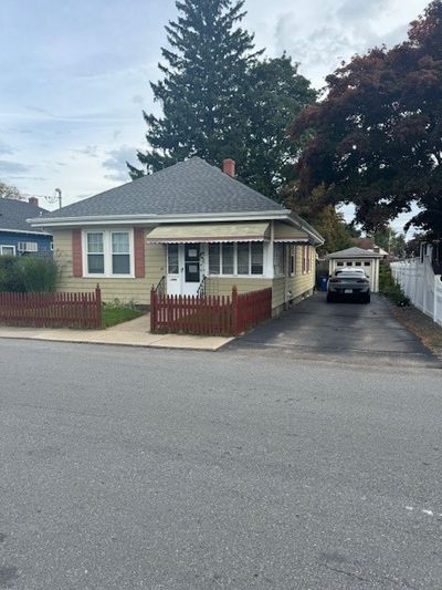 32 Leading Street, House other with 3 bedrooms, 1 bathrooms and 3 parking in Johnston RI | Image 3