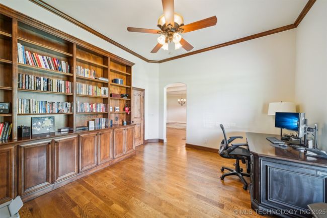 6922 Hackberry Rdg, House other with 5 bedrooms, 5 bathrooms and null parking in Owasso OK | Image 9