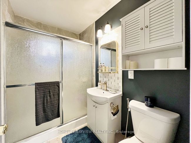 70 Douglas Rd, House other with 2 bedrooms, 2 bathrooms and 8 parking in Richmond Hill ON | Image 21