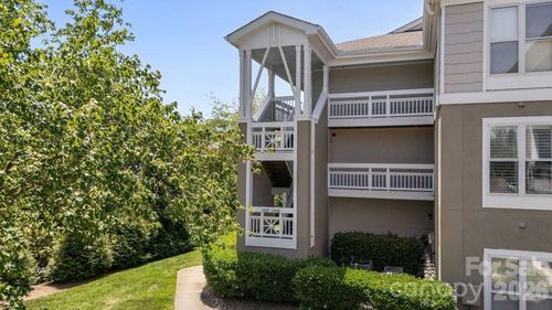 29-1338 Torrence Cir, Davidson, NC, 28036-9401 | Card Image