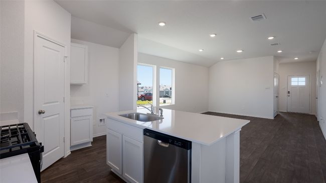 177 Celosia Loop, House other with 3 bedrooms, 2 bathrooms and 1 parking in Uhland TX | Image 10