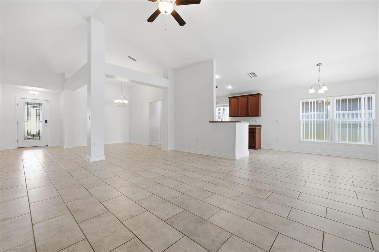 Residential in WIMAUMA 4