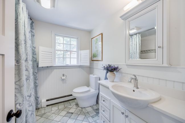 First floor bath | Image 41