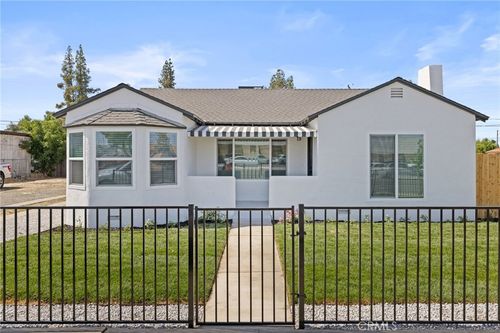 211 E Grangeville Blvd, Hanford, CA, 93230-3052 | Card Image