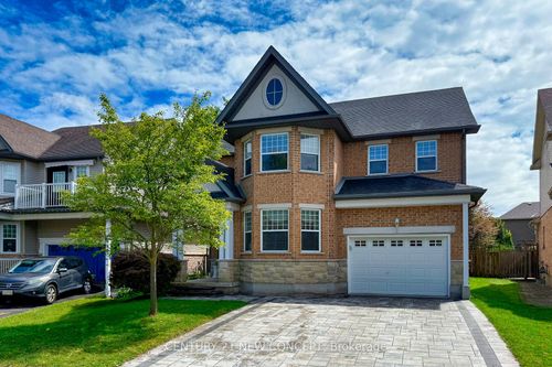 47 Coopershawk St, Kitchener, ON, N2K4J7 | Card Image