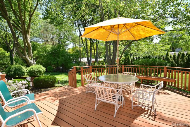 1010 Rock Spring Rd, House other with 4 bedrooms, 3 bathrooms and null parking in Bloomfield Hills MI | Image 31