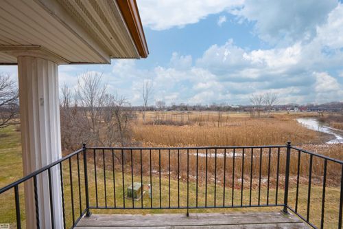 51304 Johns Dr, Chesterfield, MI, 48047-1436 | Card Image