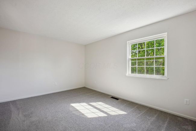 8210 Laramie Pl, Condo with 2 bedrooms, 2 bathrooms and null parking in Powell OH | Image 22