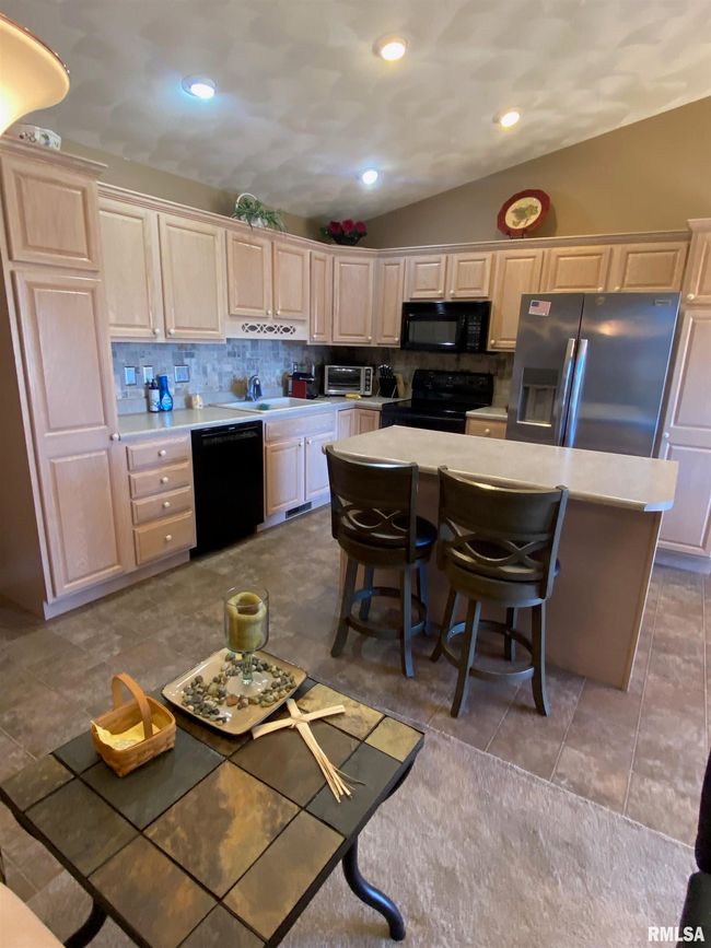 11012 N Rhonda Way, House other with 3 bedrooms, 3 bathrooms and null parking in Dunlap IL | Image 17