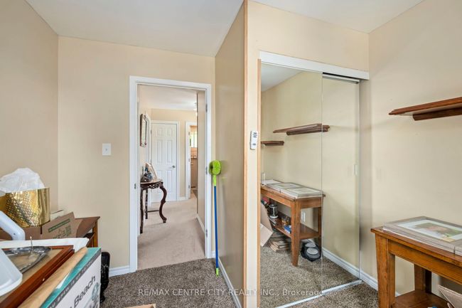 150 Culver Cres, House attached with 3 bedrooms, 1 bathrooms and 3 parking in London ON | Image 15