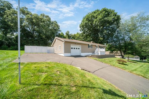4 Gloria Ave, Seymour, CT, 06483-2515 | Card Image