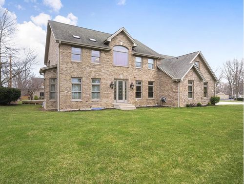 115 Woodlawn Rd, New Lenox, IL, 60451-2265 | Card Image