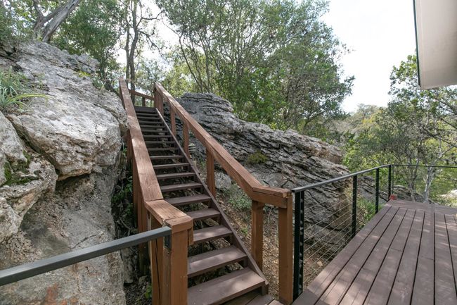 830 Los Escondidos St, House other with 2 bedrooms, 2 bathrooms and null parking in Marble Falls TX | Image 5