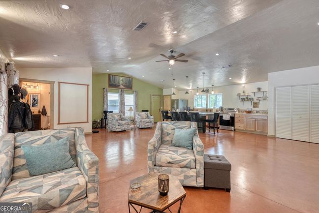 1529 Cedar View Dr, House other with 1 bedrooms, 2 bathrooms and 8 parking in Hiawassee GA | Image 13