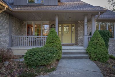 10364 Pinetree Dr, House other with 4 bedrooms, 4 bathrooms and 10 parking in Grand Bend ON | Image 2