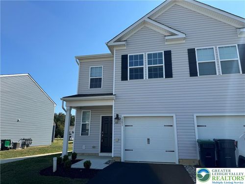 1201 Martin Rd, Breinigsville, PA, 18031-8737 | Card Image