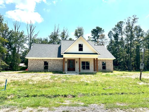 104 Shady Oaks Ln, Forest, MS, 39074-4417 | Card Image