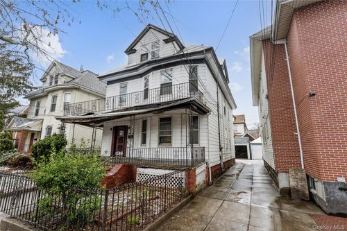 9235 51st Ave, Elmhurst, NY, 11373-4013 | Card Image