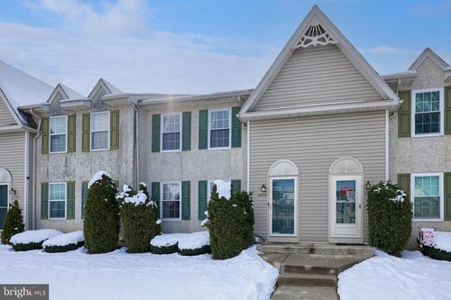 2904 Newport Way, READING, PA, 19608-1662 | Card Image